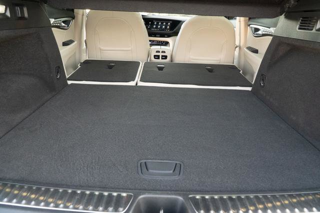 Used 2021 Buick Envision Avenir w/ Technology Package II image 29