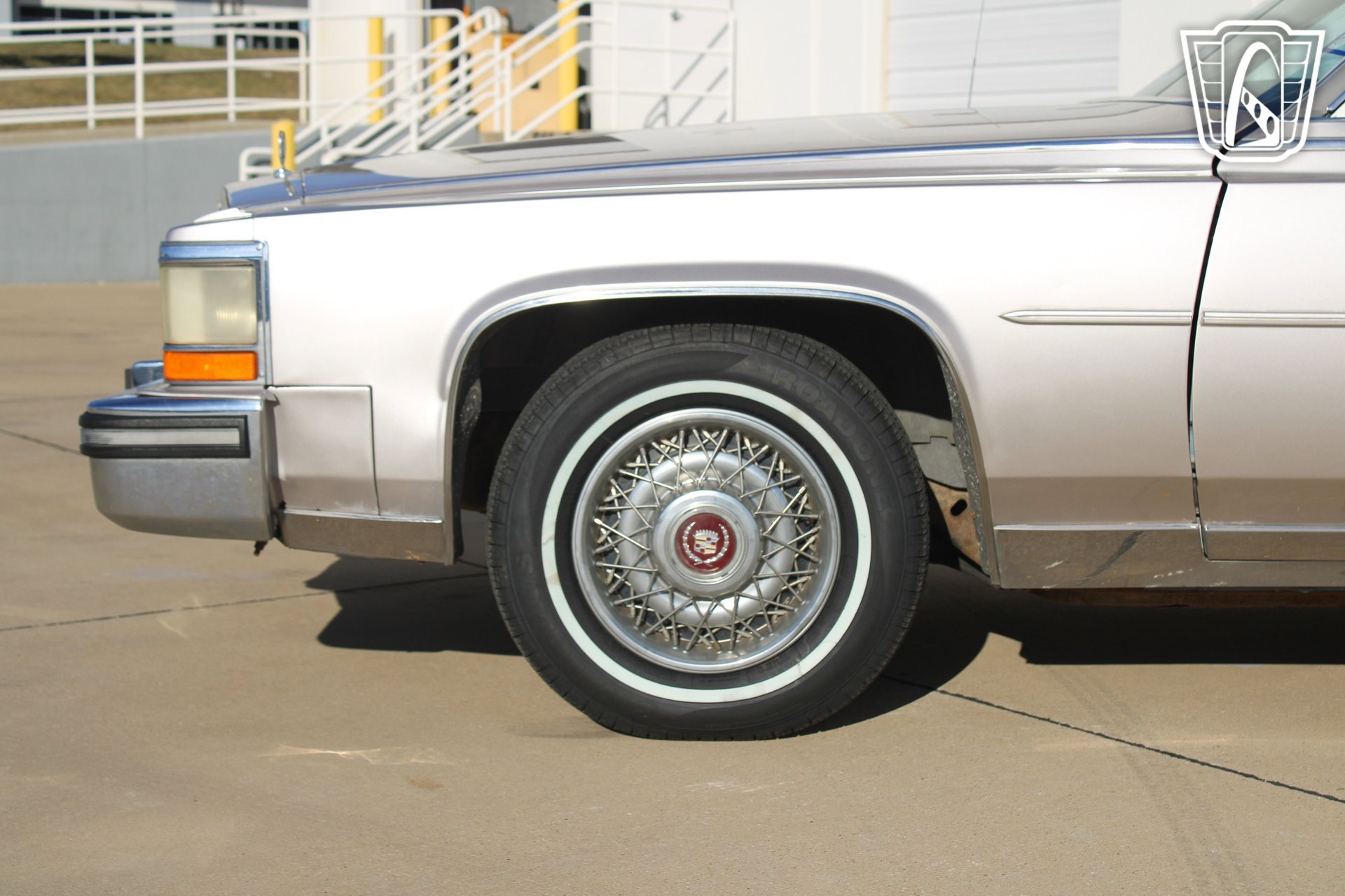 Used 1987 Cadillac Brougham image 28