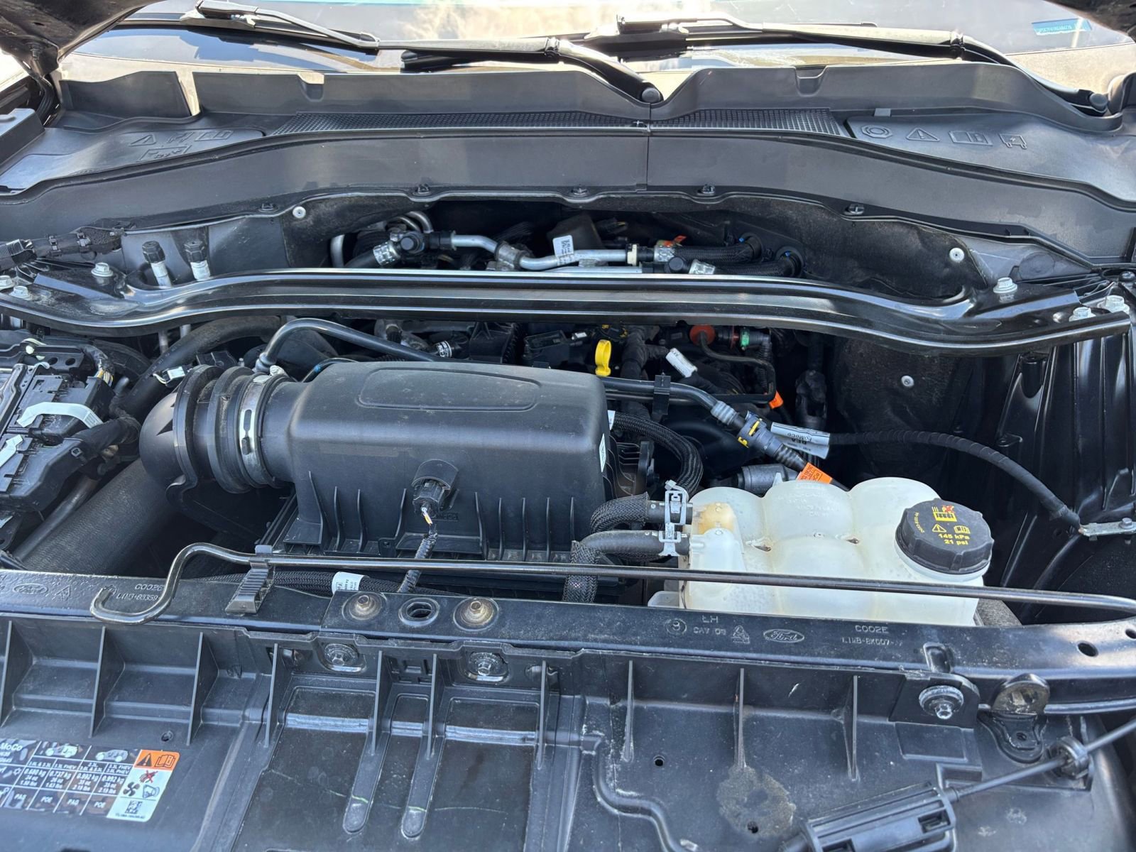 Used 2024 Ford Explorer Limited RWD image 36