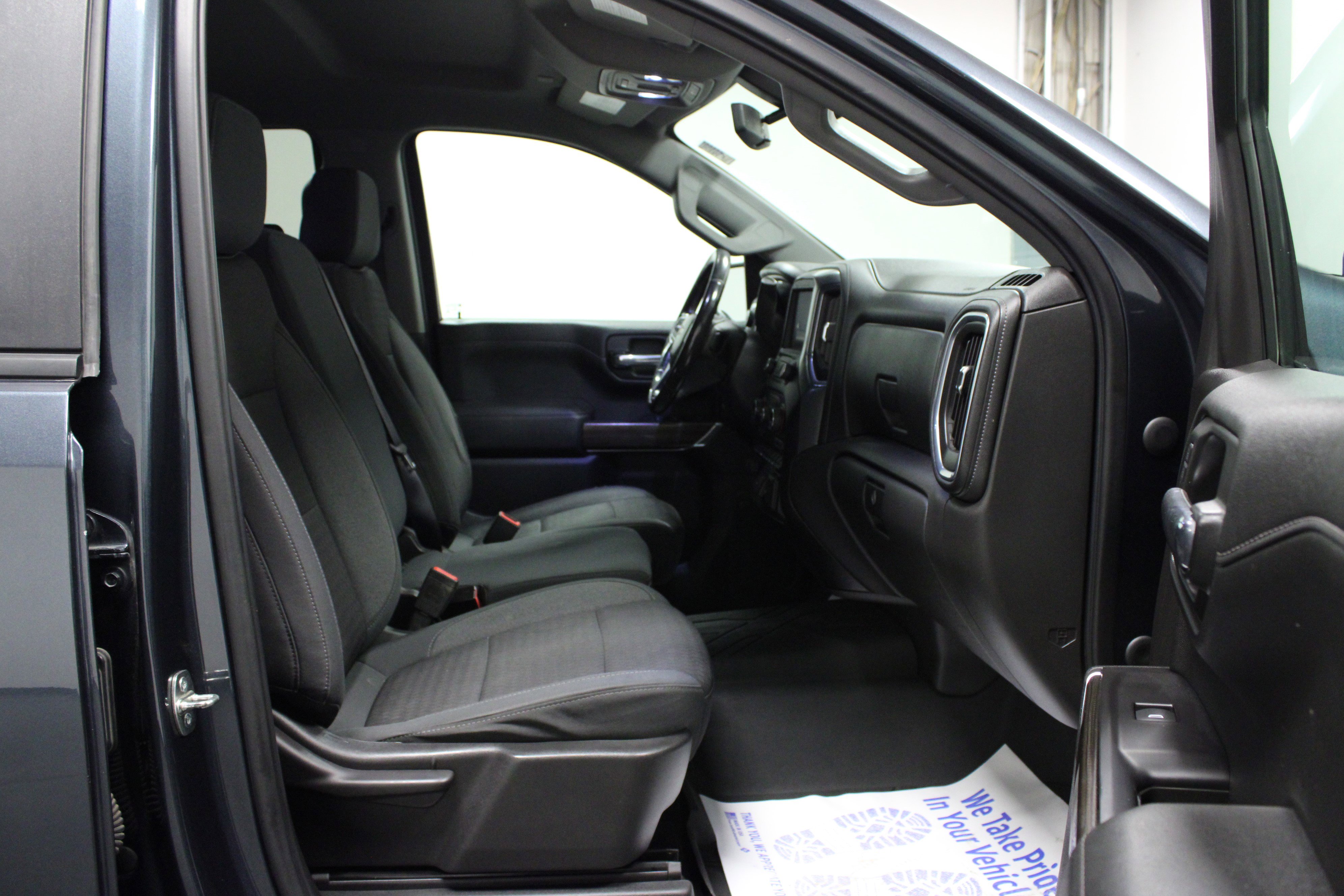Used 2020 Chevrolet Silverado 1500 LT w/ All-Star Edition image 16