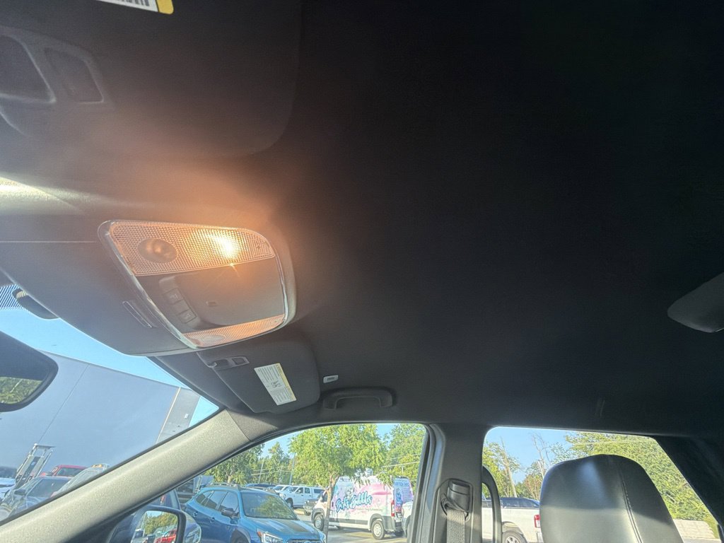 Used 2020 Dodge Durango GT w/ Blacktop Package RWD image 18