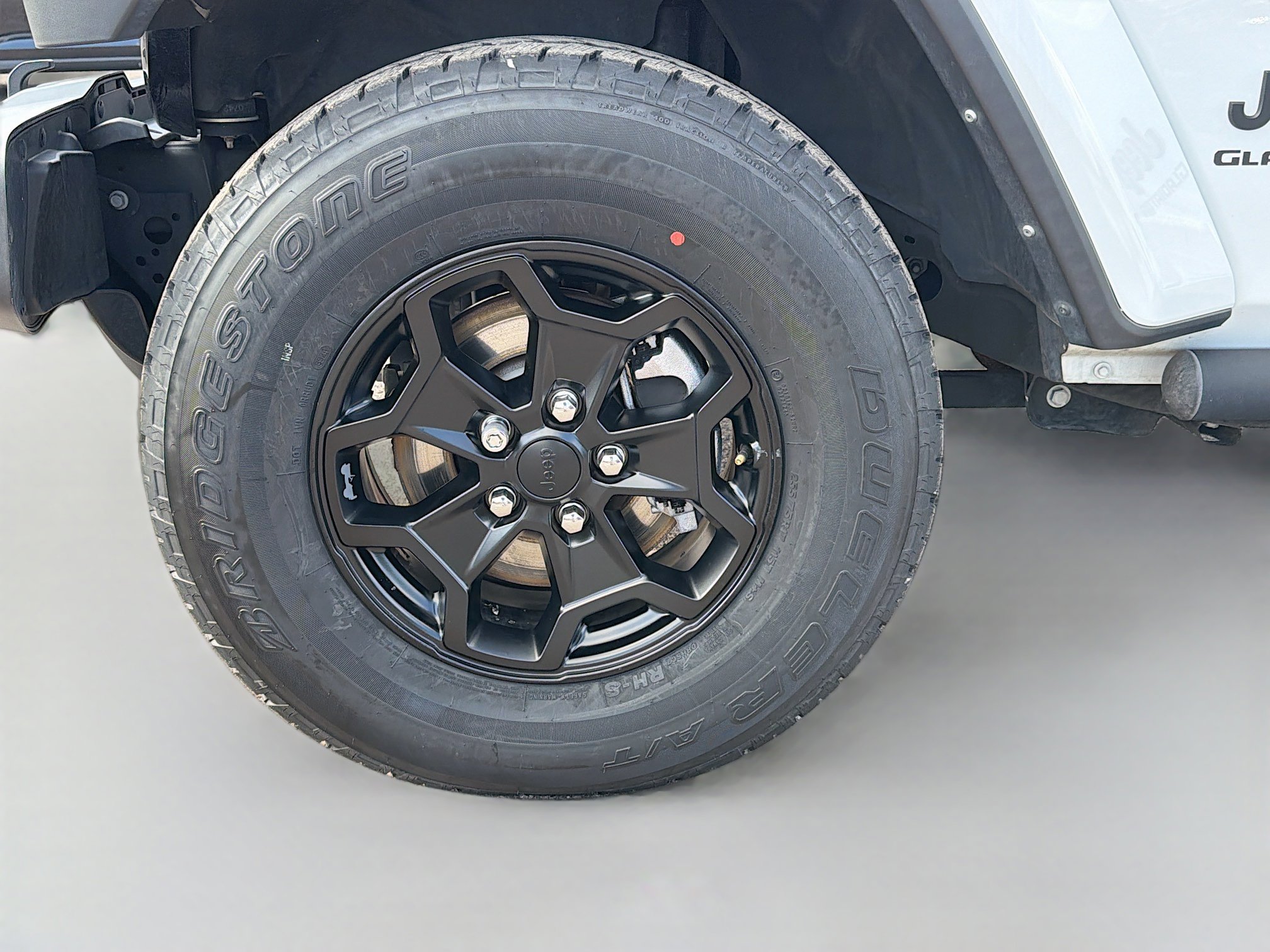 Used 2022 Jeep Gladiator Sport image 41