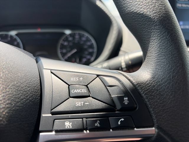 Used 2024 Nissan Sentra SV FWD image 13