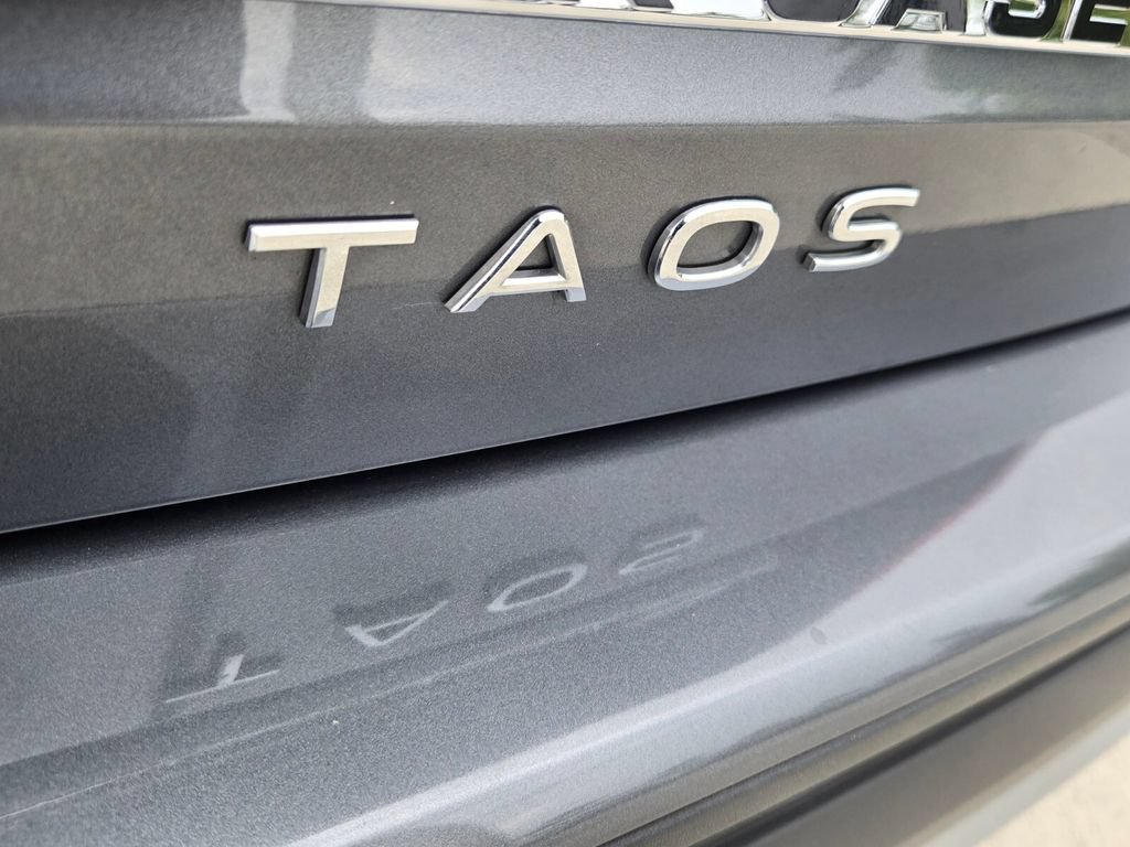 Certified 2024 Volkswagen Taos S FWD image 14