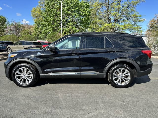 Certified 2023 Ford Explorer XLT w/ Equipment Group 202A image 8