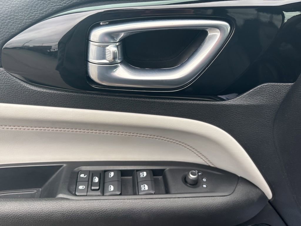 Certified 2022 Jeep Compass Limited image 13