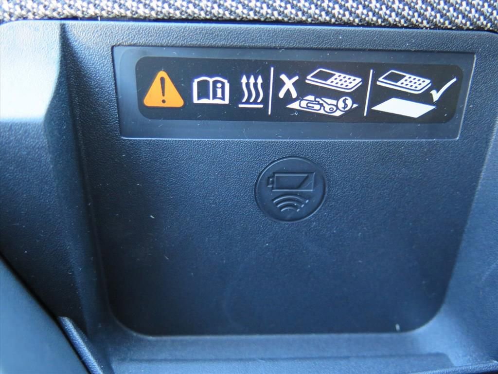 New 2026 Cadillac Optiq Luxury 1 image 14