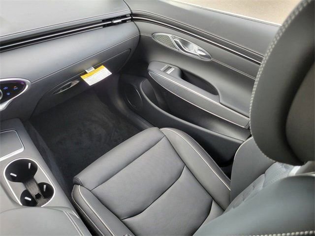 Used 2025 Genesis Electrified GV70 Advanced w/ Prestige Package image 16
