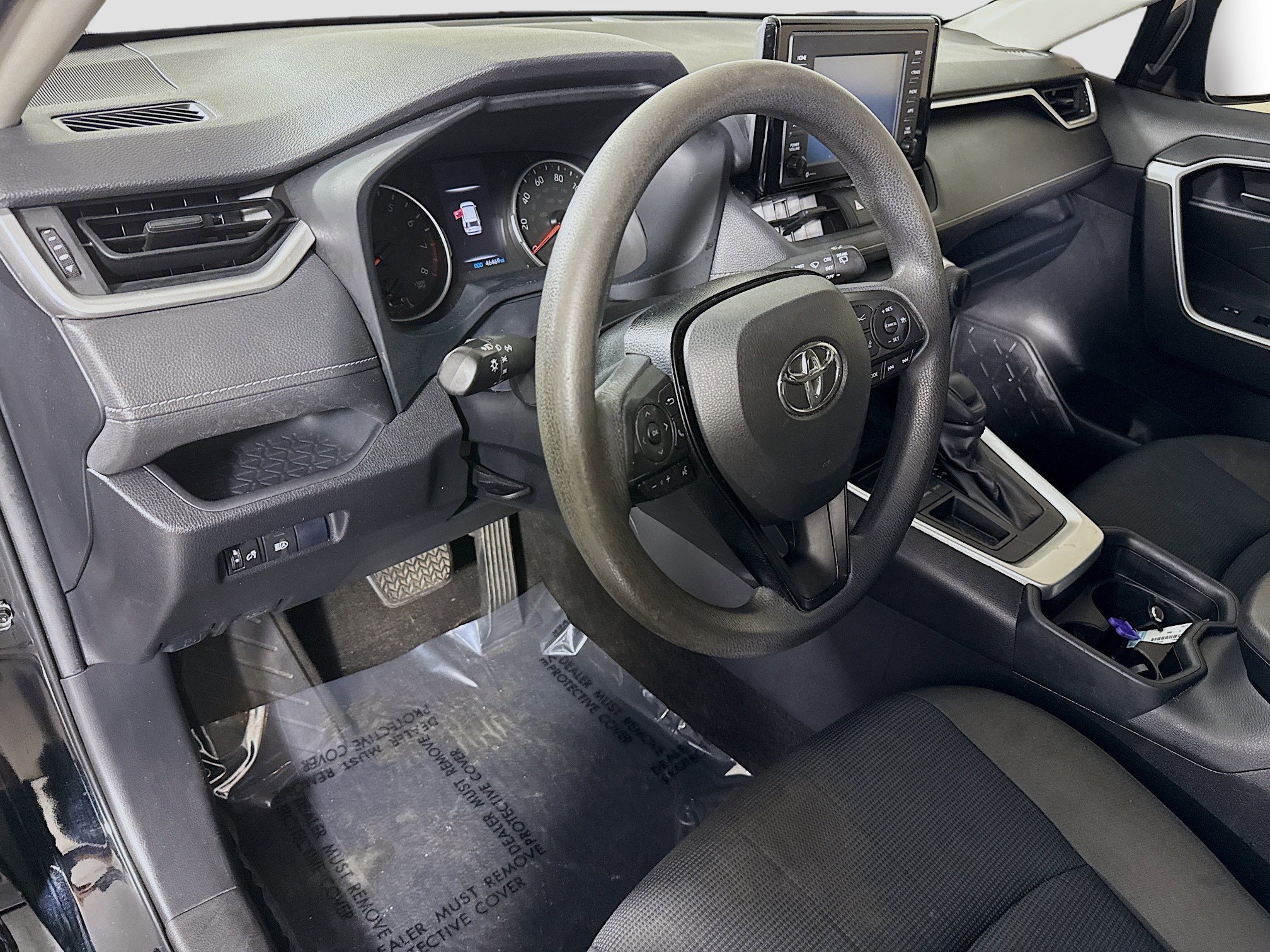 Used 2020 Toyota RAV4 LE image 22