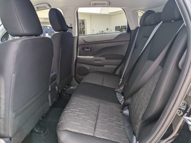 New 2027 Mitsubishi Outlander Sport LE FWD image 14