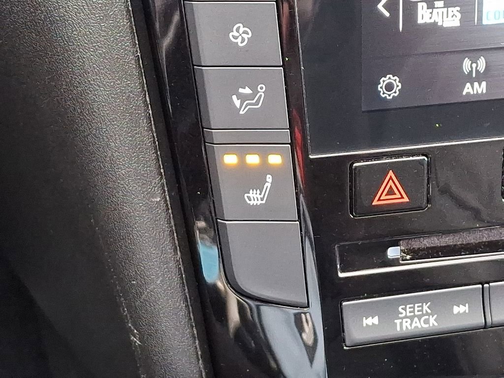 Used 2020 INFINITI QX50 Luxe w/ Navigation Package image 25