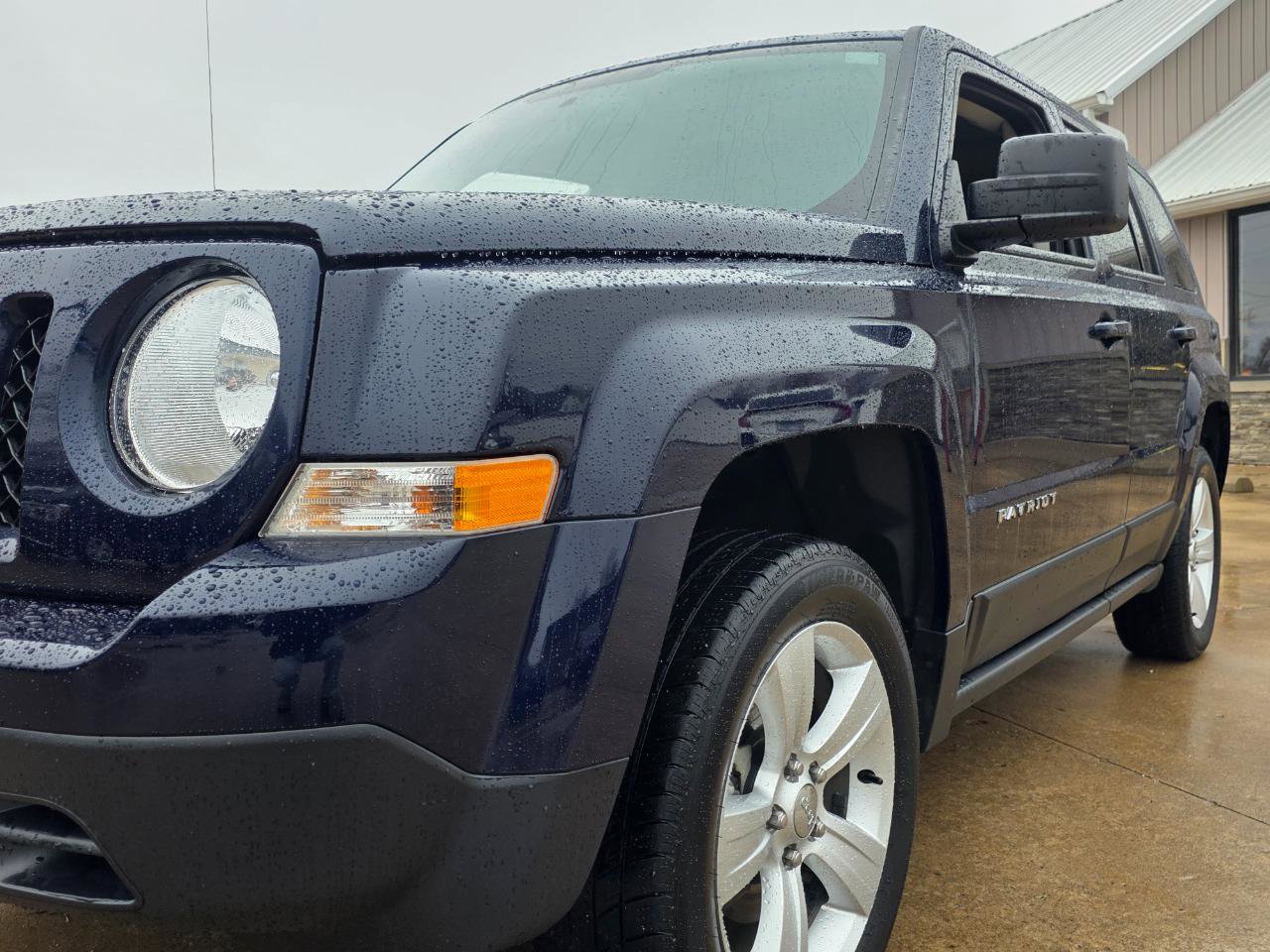Used 2015 Jeep Patriot Latitude image 25