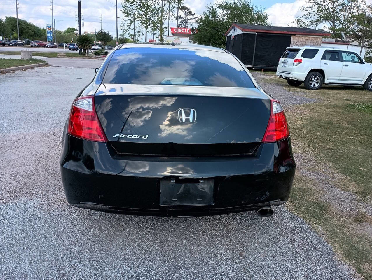 Used 2010 Honda Accord EX-L image 4