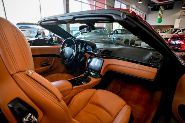 Used 2018 Maserati GranTurismo Convertible image 24
