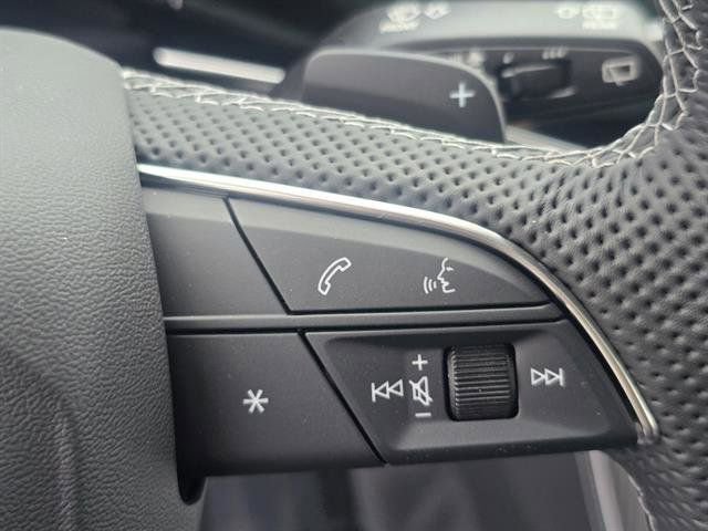 New 2025 Audi SQ7 Premium Plus image 22