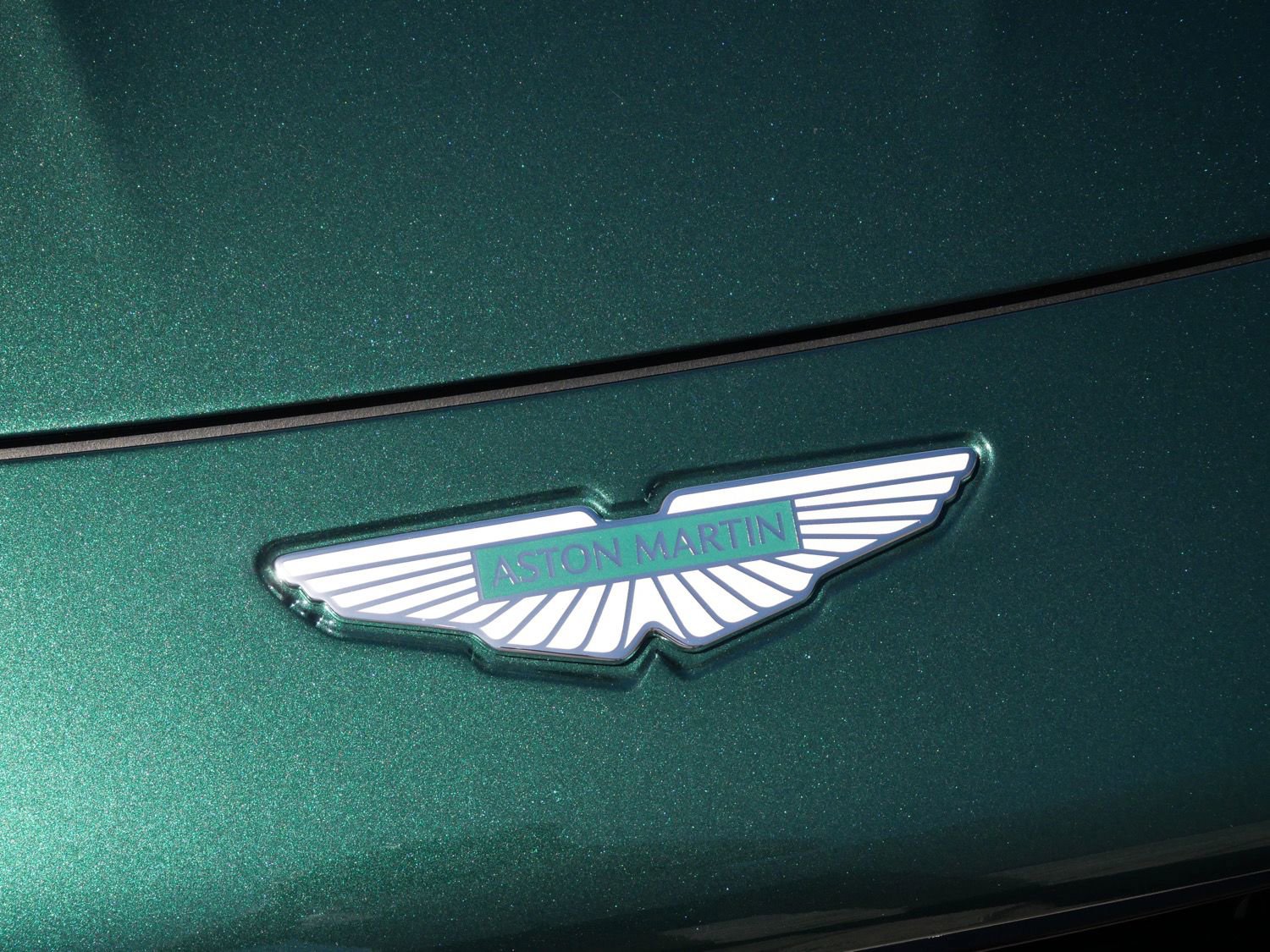 New 2026 Aston Martin V8 Vantage S RWD image 13