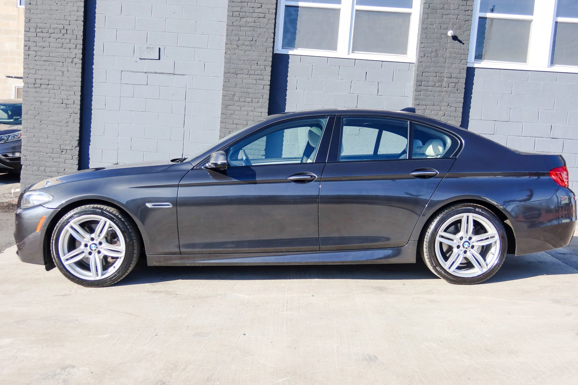 Used 2015 BMW 535i xDrive Sedan AWD/4WD image 5
