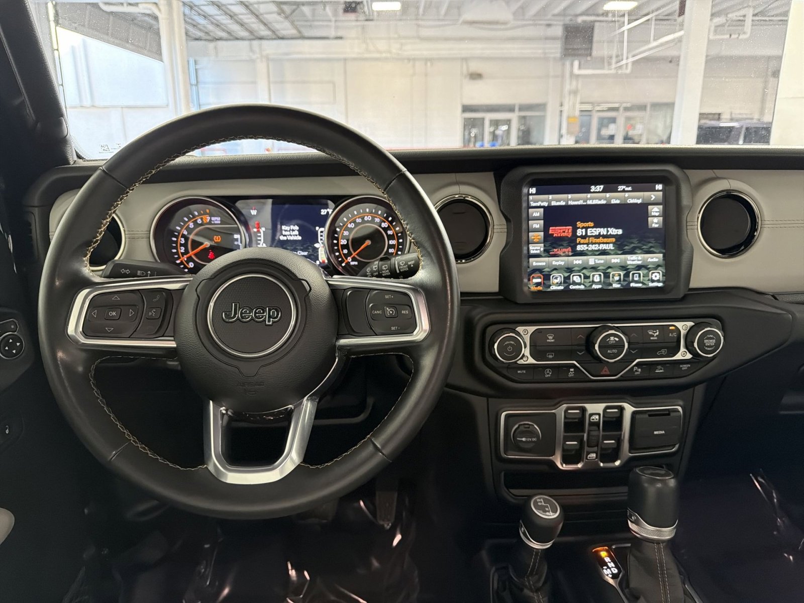 Used 2021 Jeep Wrangler Unlimited Sahara image 16