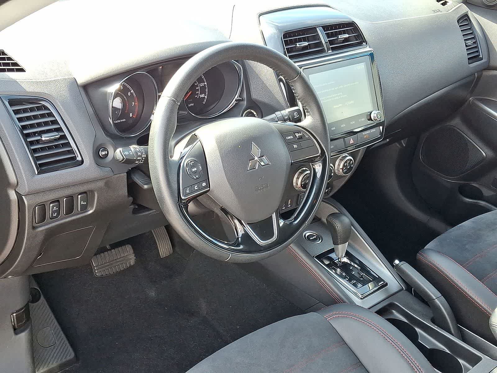 Used 2023 Mitsubishi Outlander Sport SE AWD/4WD image 16