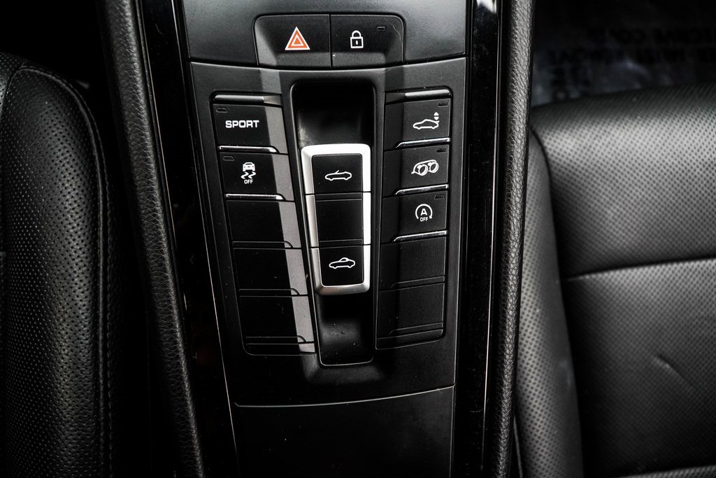 Used 2021 Porsche 718 Boxster image 21