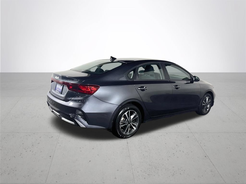 Certified 2024 Kia Forte LXS FWD image 7