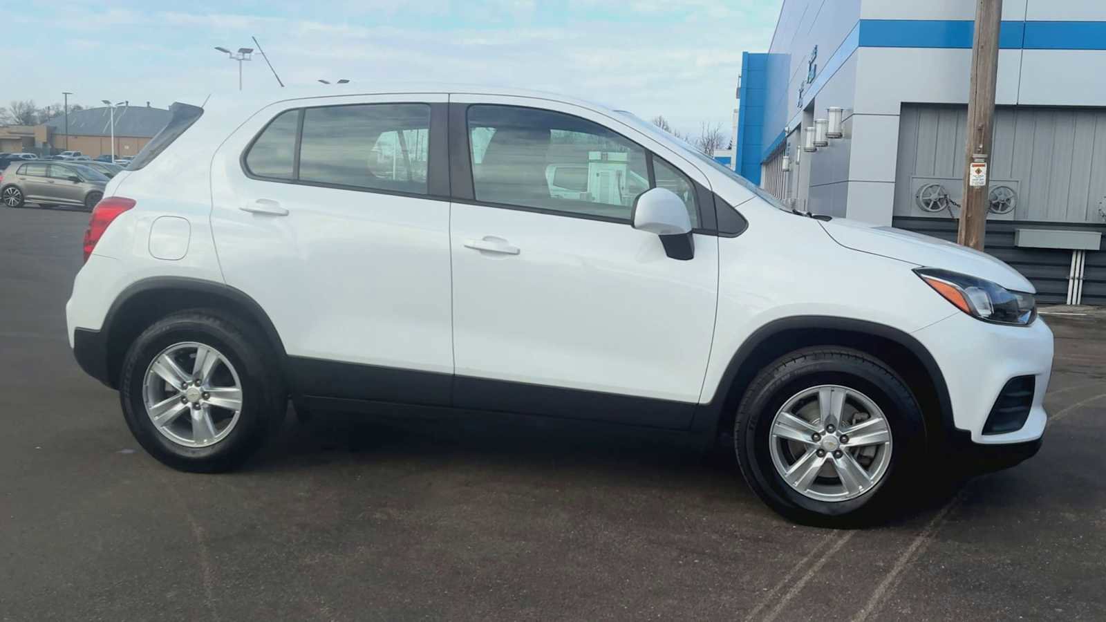 Certified 2018 Chevrolet Trax LS image 9