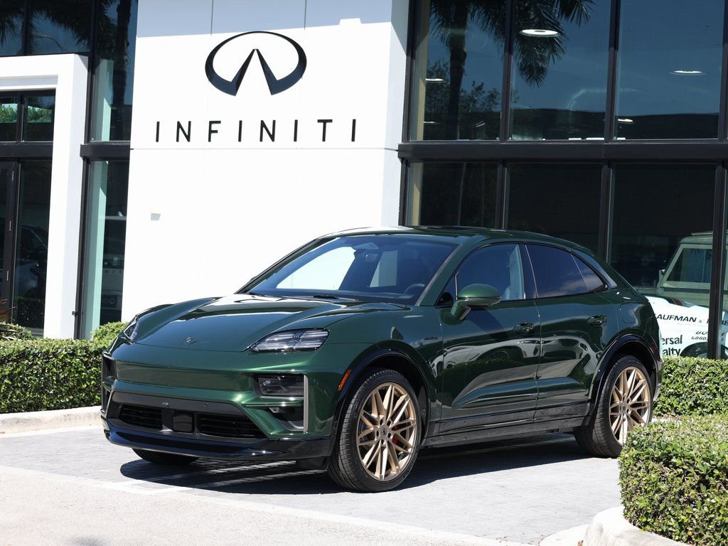 Used 2025 Porsche Macan Turbo Electric image 1