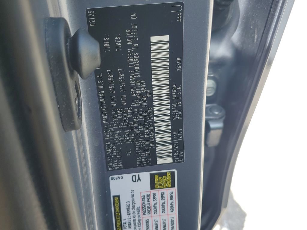 Certified 2025 Toyota Corolla Cross LE image 29