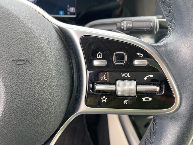 Used 2022 Mercedes-Benz GLA 250 4MATIC image 14