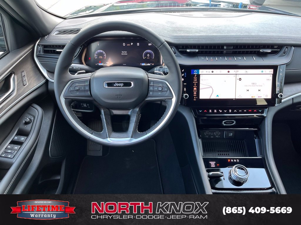 New 2027 Jeep Grand Cherokee Limited AWD/4WD image 14