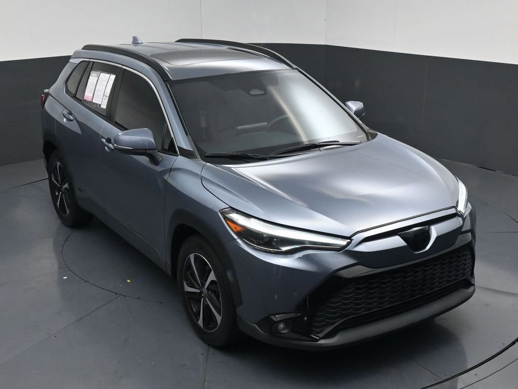 Used 2023 Toyota Corolla Cross XSE w/ Convenience Package image 16