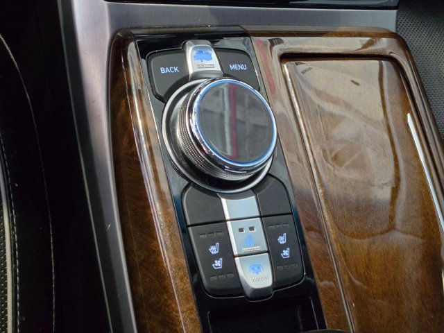 Used 2018 Genesis G90 3.3T Premium image 14