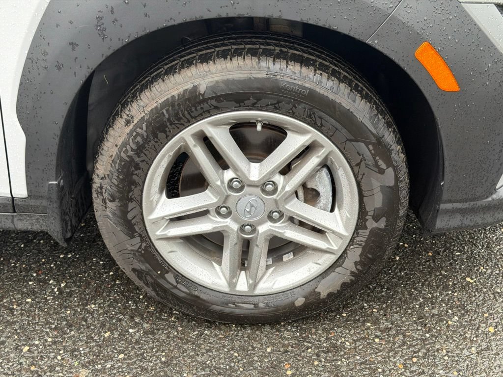 Certified 2023 Hyundai Kona SE AWD/4WD image 8