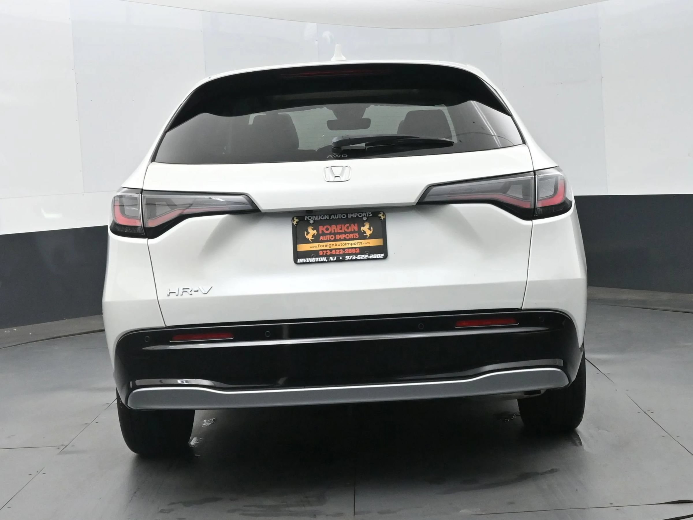 Used 2023 Honda HR-V EX-L image 8