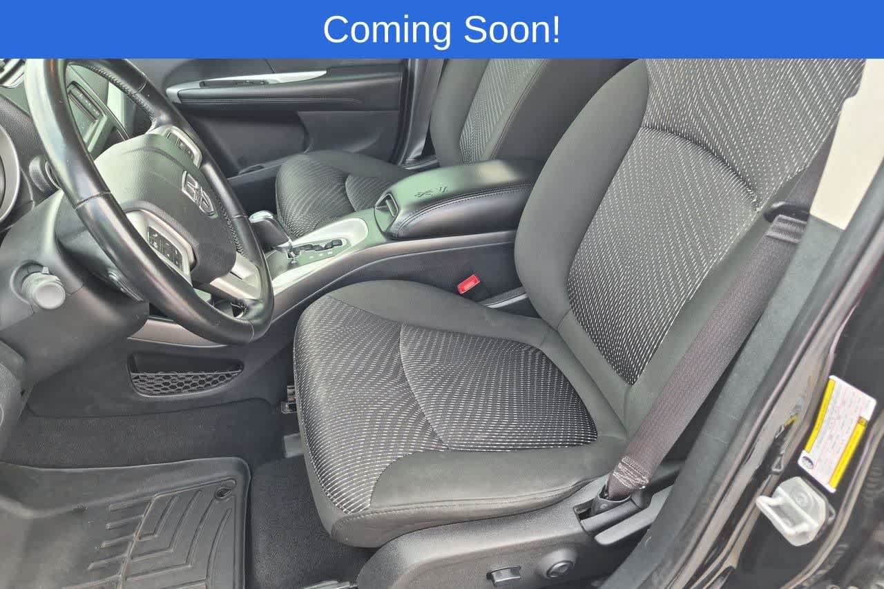 Used 2020 Dodge Journey SE w/ SE Popular Equipment Group FWD image 16