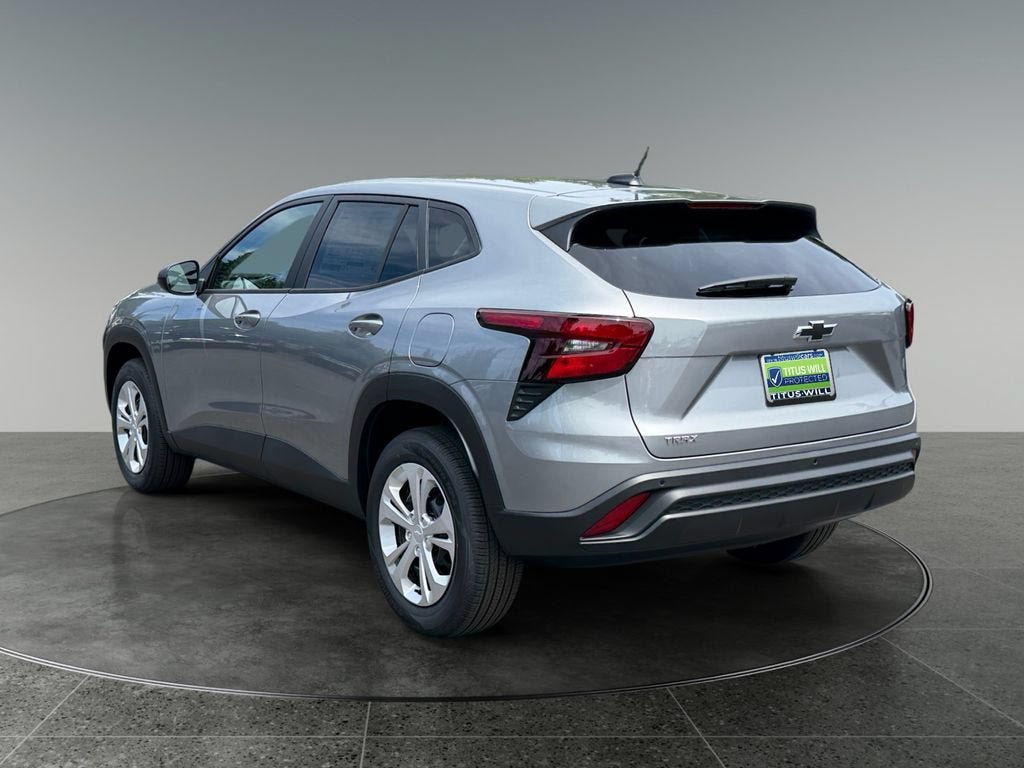 New 2026 Chevrolet Trax LS w/ Driver Confidence Package FWD image 7