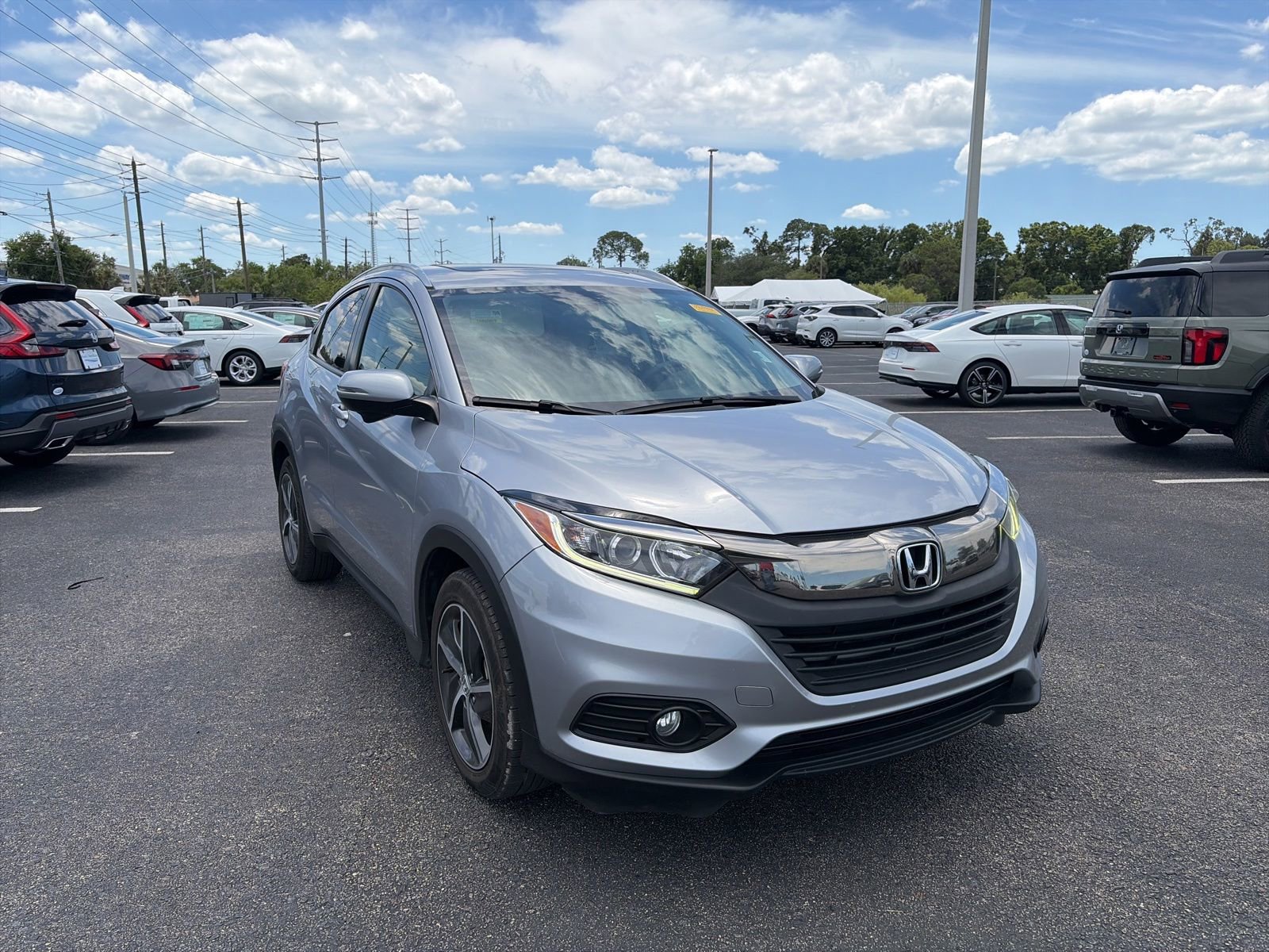 Used 2022 Honda HR-V EX image 1