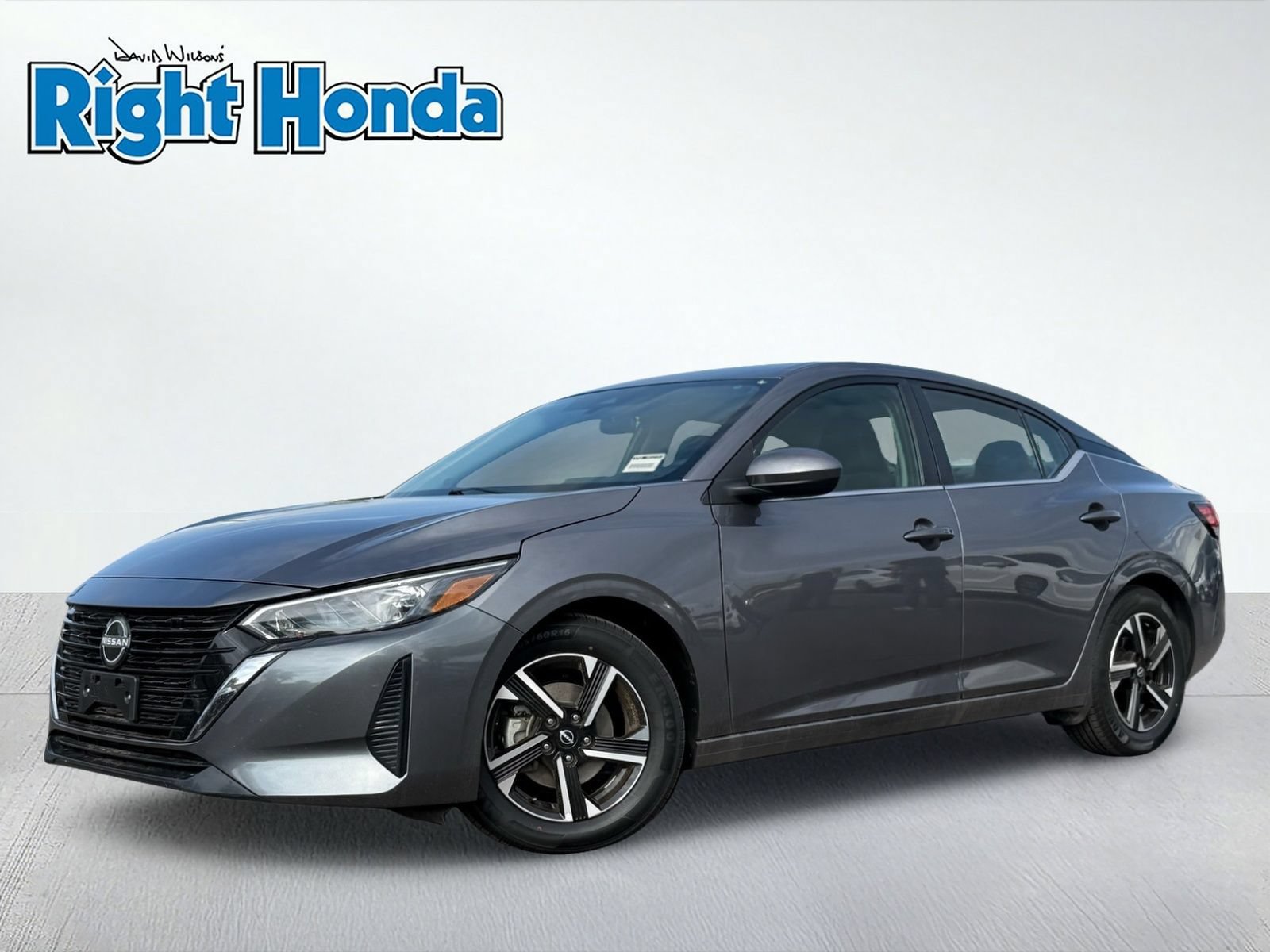 Used 2024 Nissan Sentra SV FWD image 2