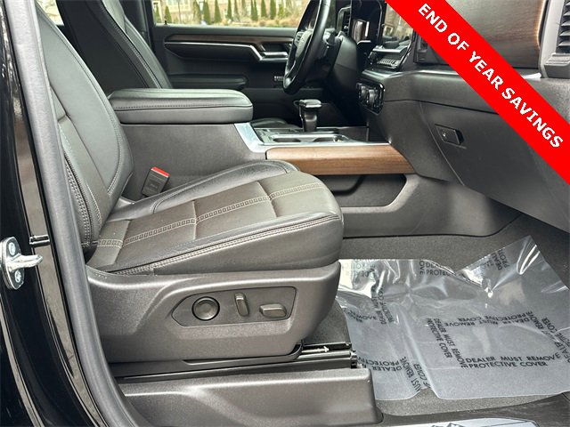 Used 2024 Chevrolet Silverado 1500 High Country w/ Midnight Edition image 13