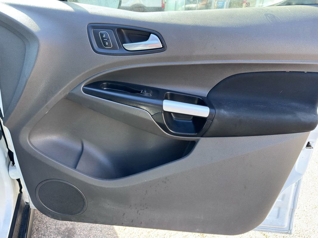 Used 2020 Ford Transit Connect XLT FWD image 26