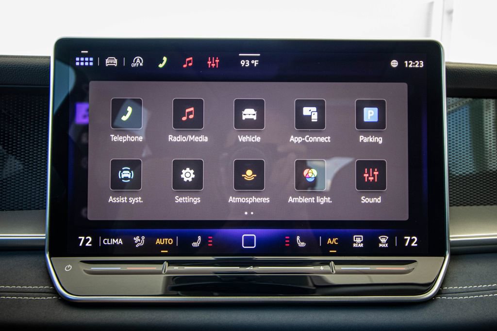 New 2026 Volkswagen Tiguan SE FWD image 42