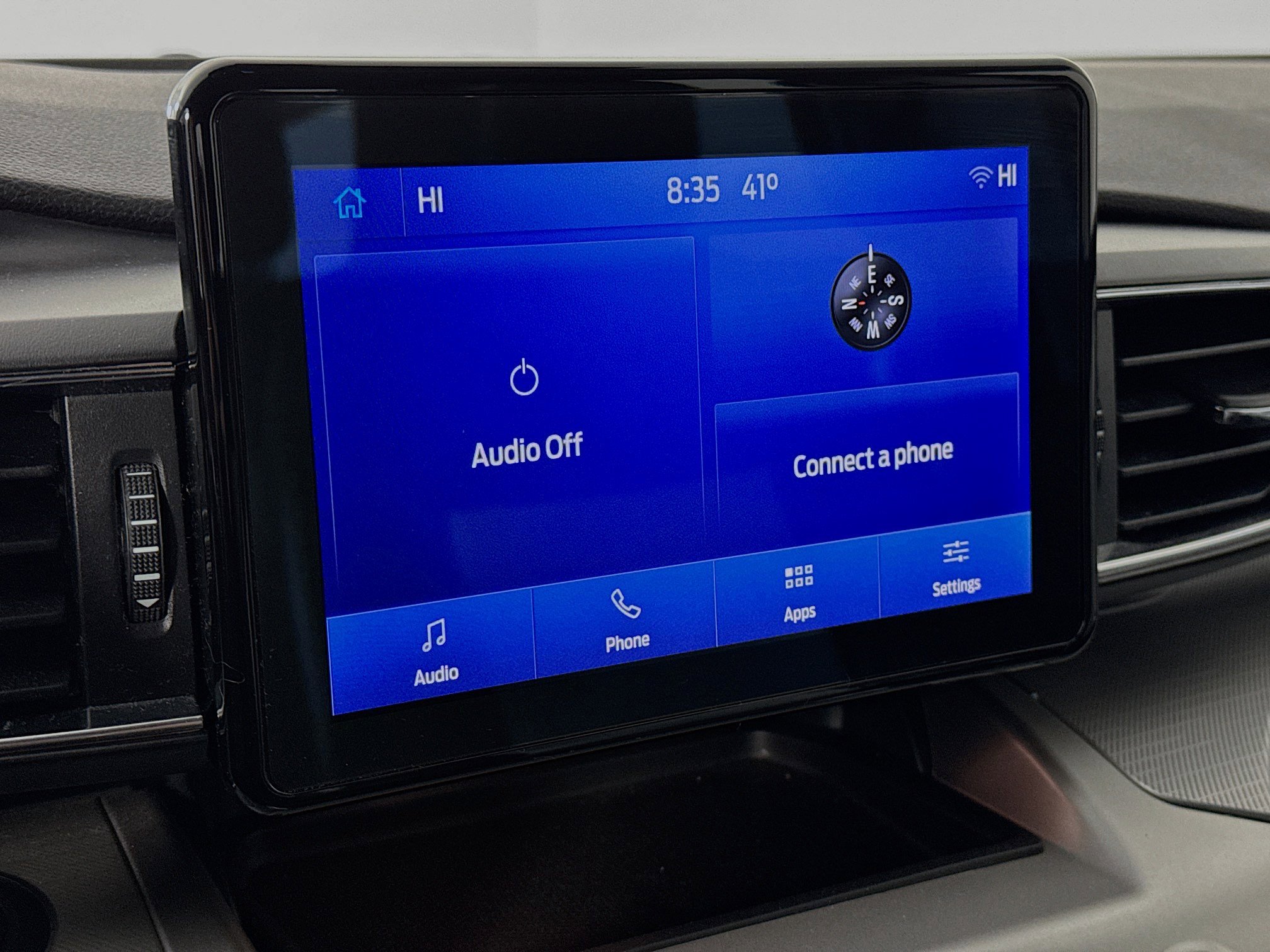 Used 2022 Ford Explorer XLT w/ Equipment Group 202A image 14