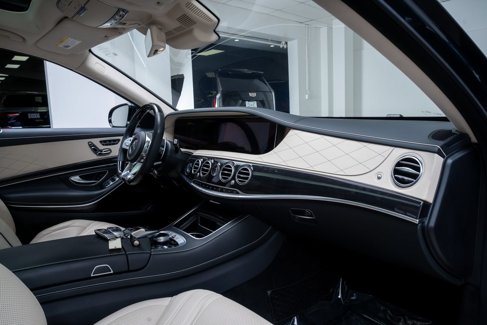 Used 2019 Mercedes-Benz S 63 AMG S 4MATIC Sedan image 28