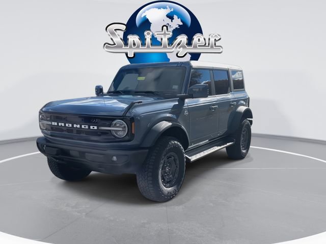 New 2025 Ford Bronco Outer Banks w/ Sasquatch Package AWD/4WD image 4