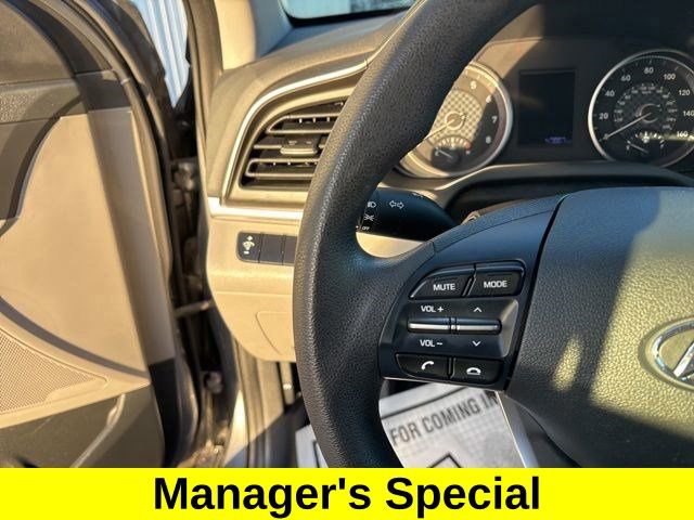 Used 2019 Hyundai Elantra SE image 17