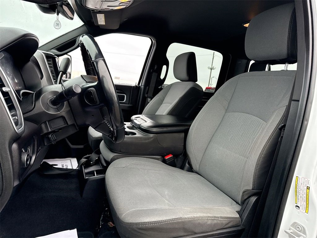 Used 2024 RAM 3500 Big Horn image 11