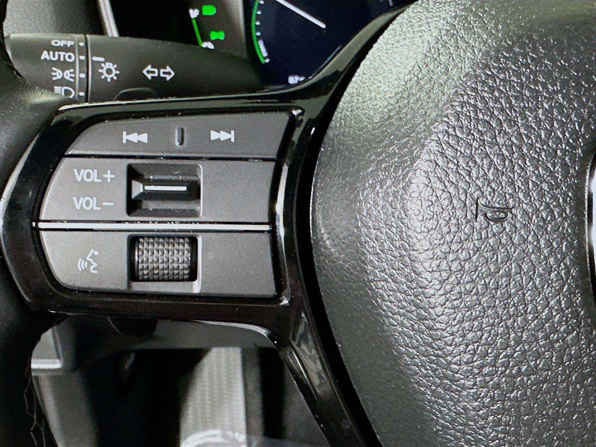 Used 2025 Honda Civic Sport image 16