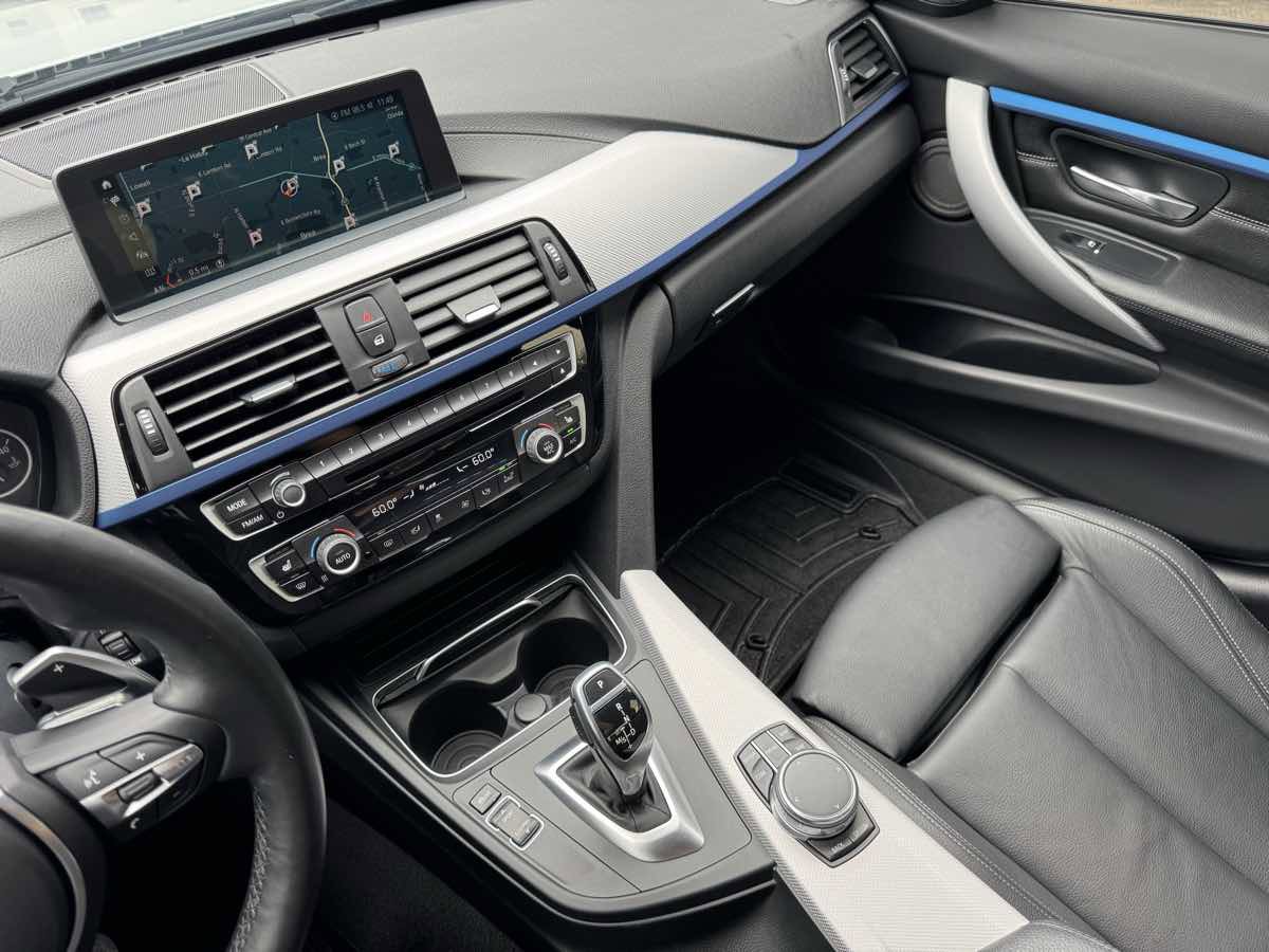 Used 2018 BMW 340i Sedan RWD image 16