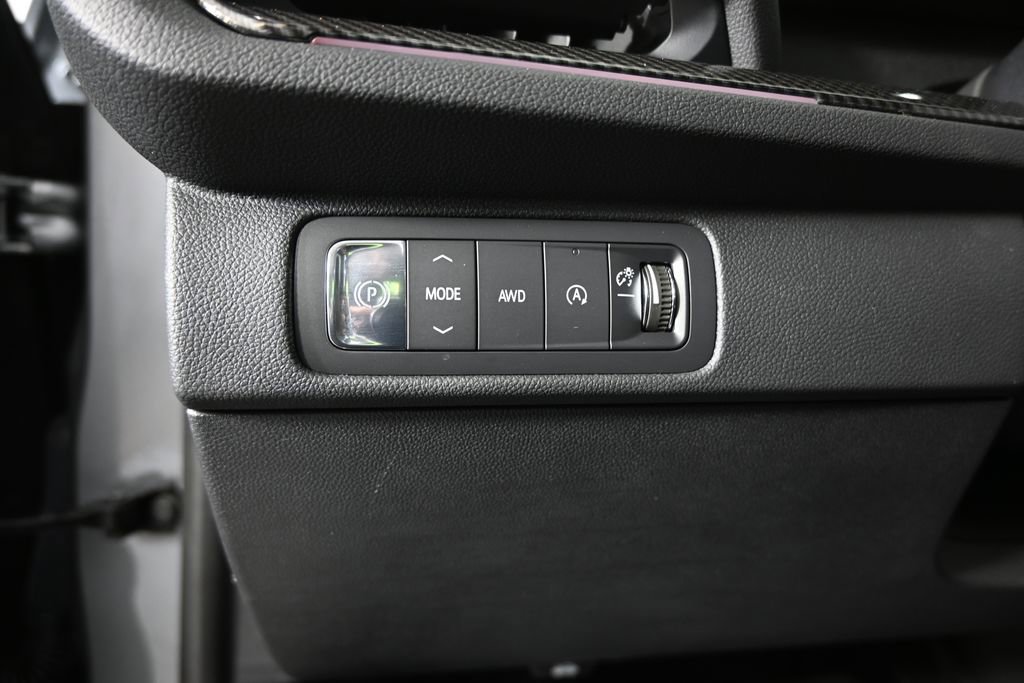 Used 2025 Chevrolet Traverse High Country w/ LPO, Floor Liner Package image 25