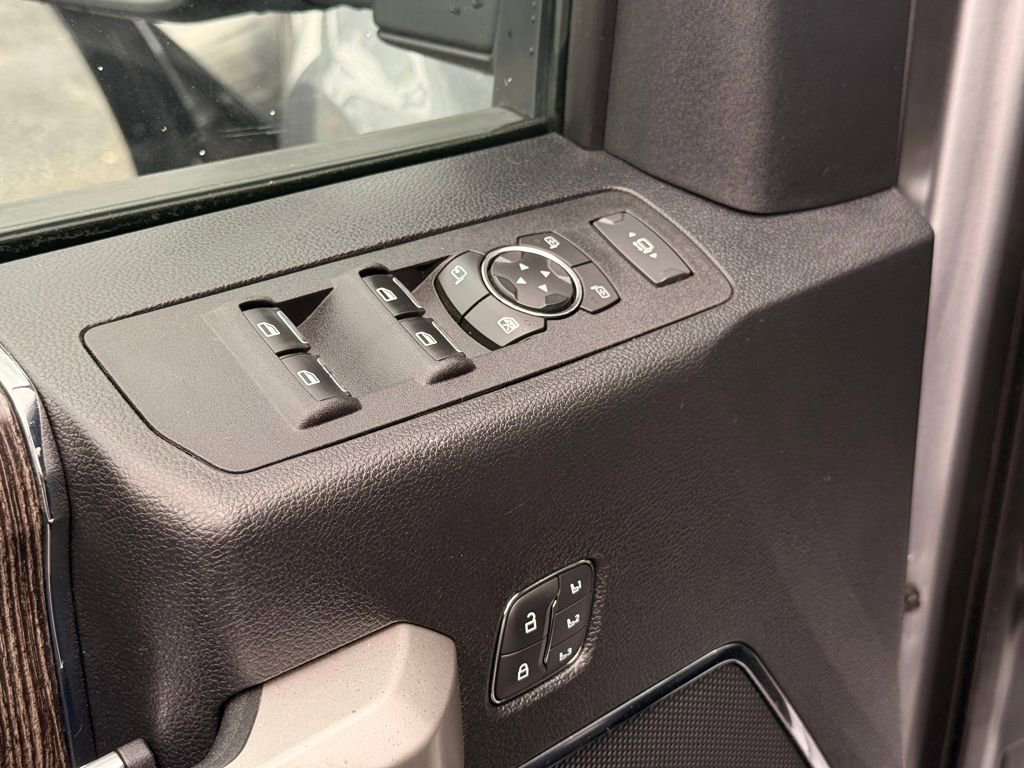 Used 2021 Ford F350 Lariat w/ Lariat Value Package image 12